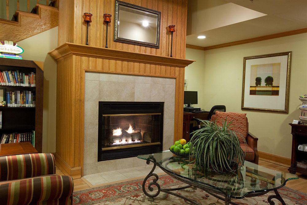 Country Inn & Suites By Radisson, Davenport - Quad Cities İç mekan fotoğraf