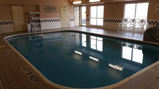 Country Inn & Suites By Radisson, Davenport - Quad Cities Dış mekan fotoğraf