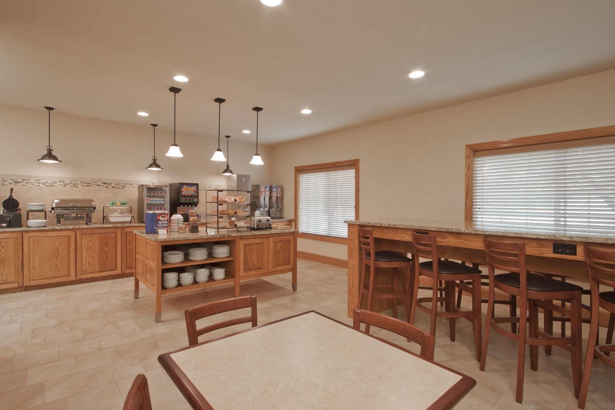 Country Inn & Suites By Radisson, Davenport - Quad Cities Dış mekan fotoğraf